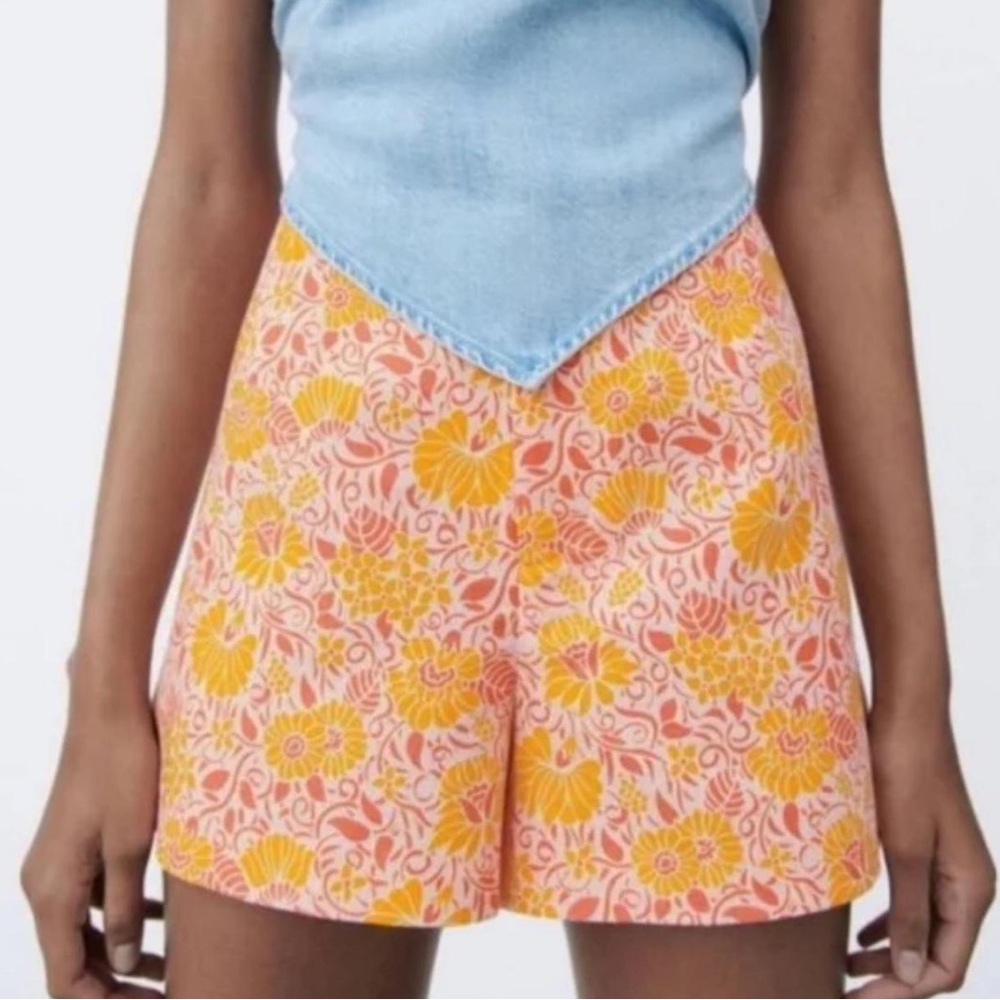 NWOT Zara linen blend shorts size M floral print